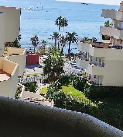 Estudio Benalbeach Primera Linea De Playa Benalmádena Esterno foto