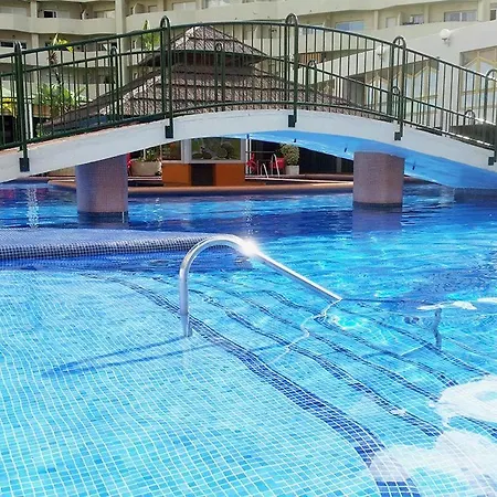 Estudio Benalbeach Primera Linea De Playa Benalmádena Esterno foto
