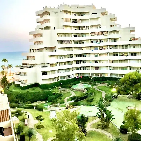Estudio Benalbeach Primera Linea De Playa Benalmádena Esterno foto