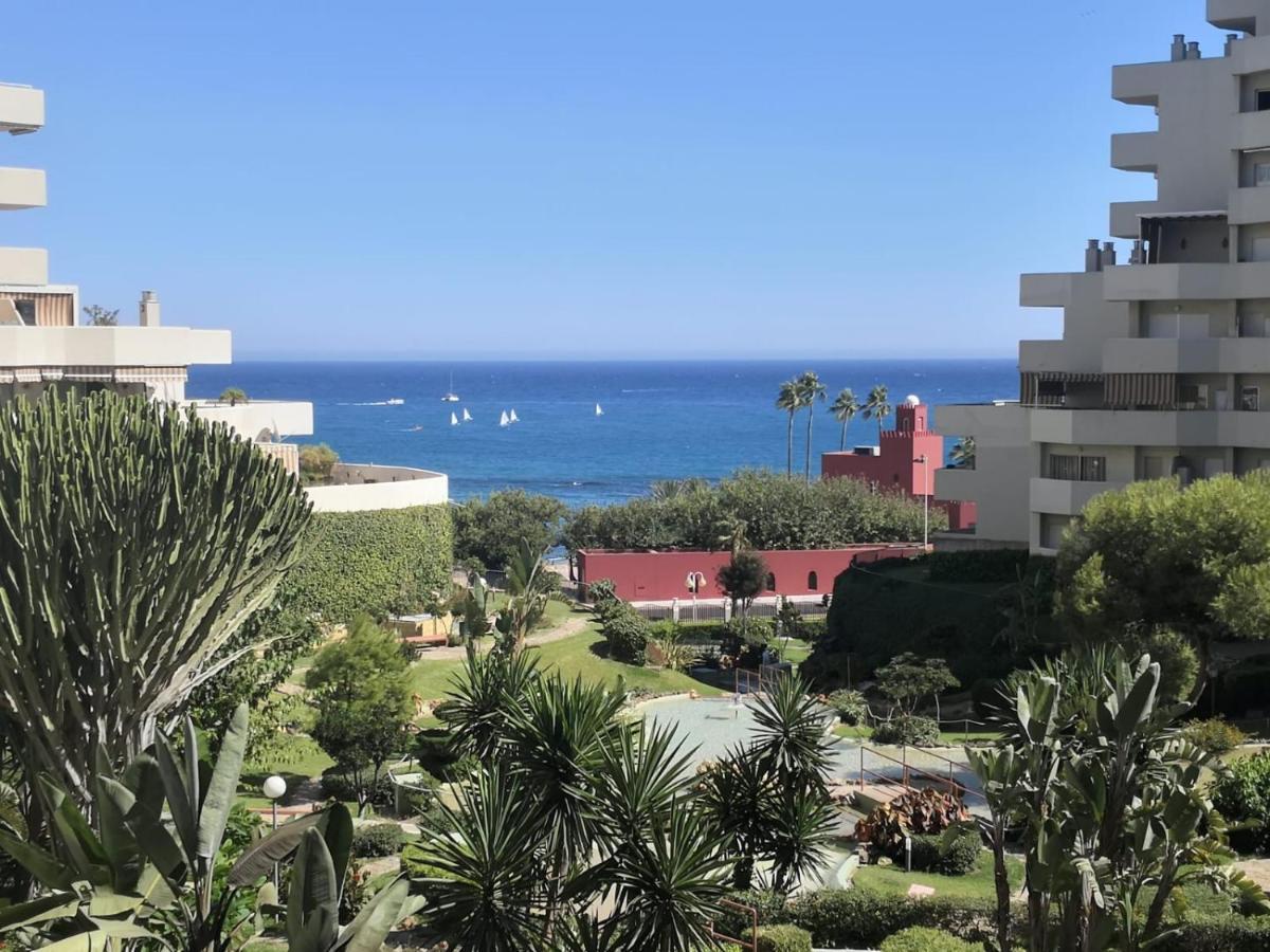 Apartamento Estudio Benalbeach Primera Linea De Playa *