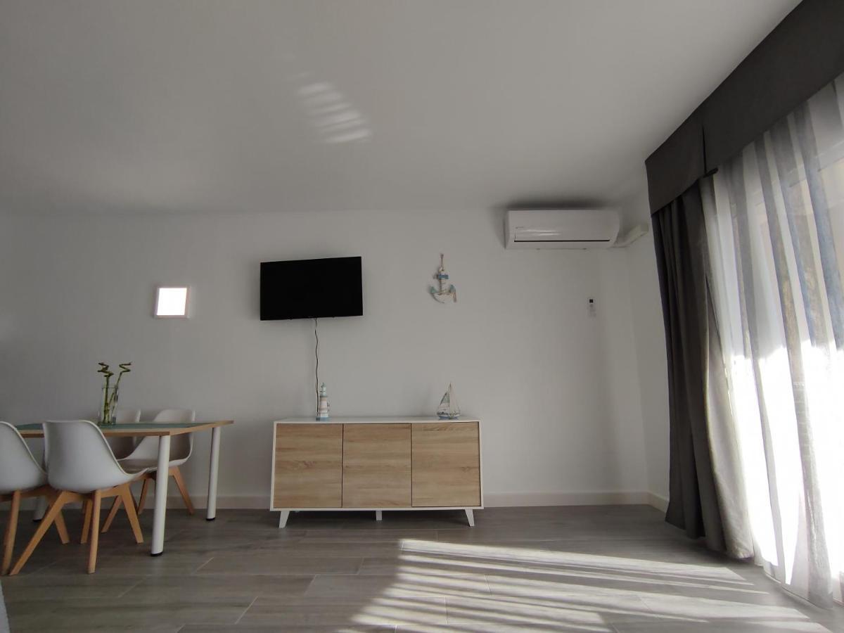 Estudio Benalbeach Primera Linea De Playa Apartamento Benalmádena