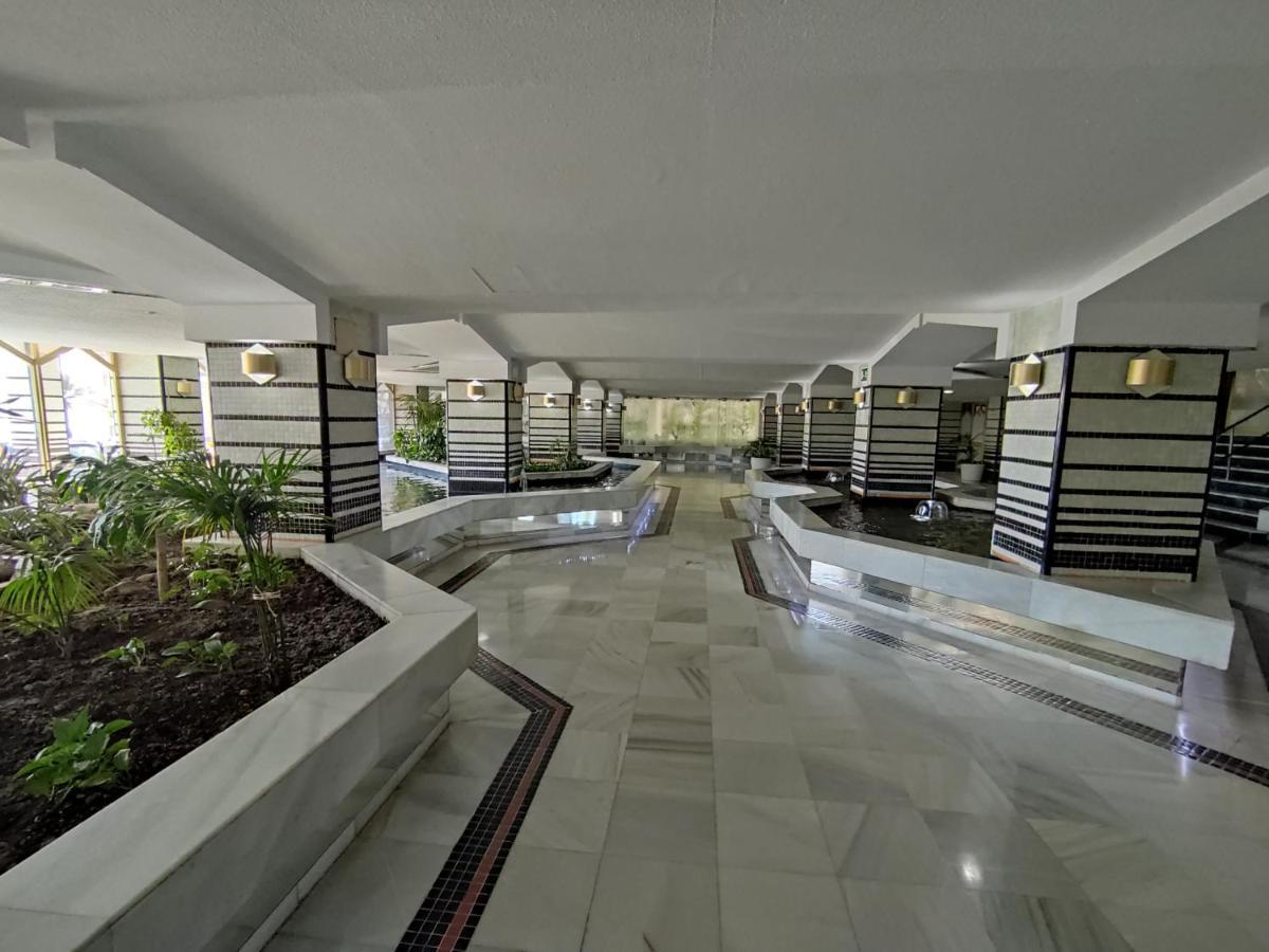 Estudio Benalbeach Primera Linea De Playa Apartamento *