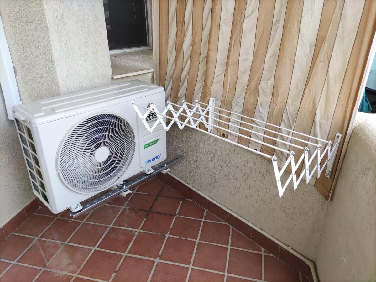 Estudio Benalbeach Primera Linea De Playa Apartamento Benalmádena